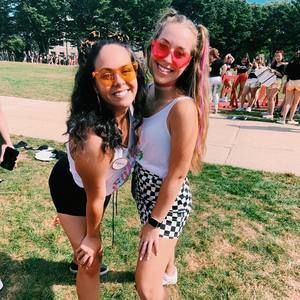 Meet your Posher, Leah